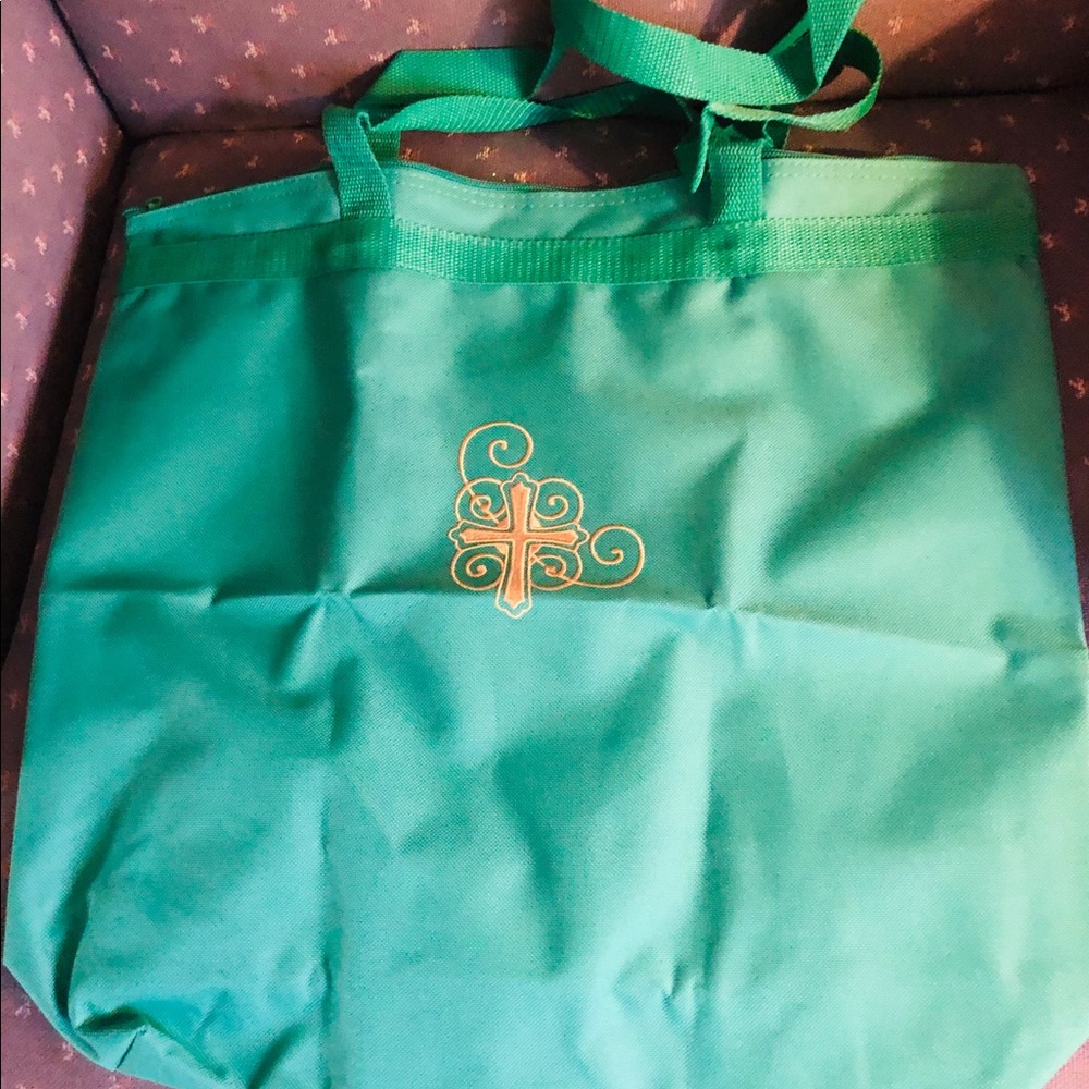 Green Irish Symbol Tote bag. New
